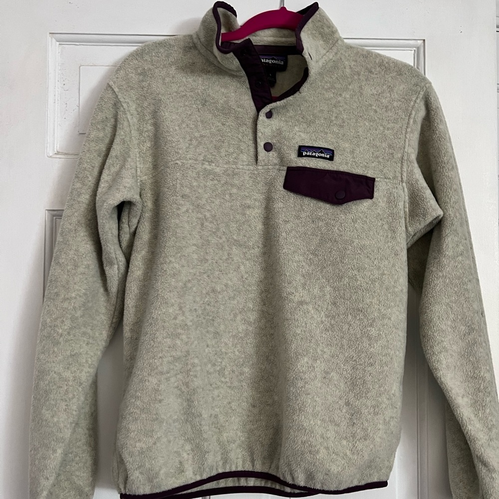 Womens Patagonia pull over